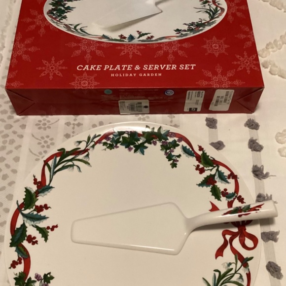 Martha Stewart Holiday Garden - Cake Plate and Server Set - Picture 2 of 5